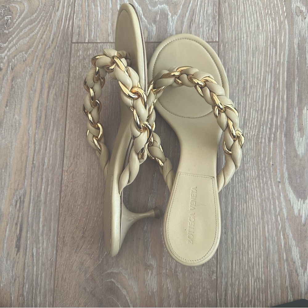 Bottega Veneta Dot Heels